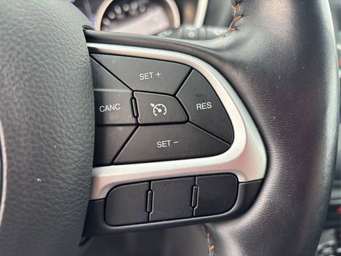 Used 2020 Jeep Compass Latitude w/ Cold Weather Group image 25