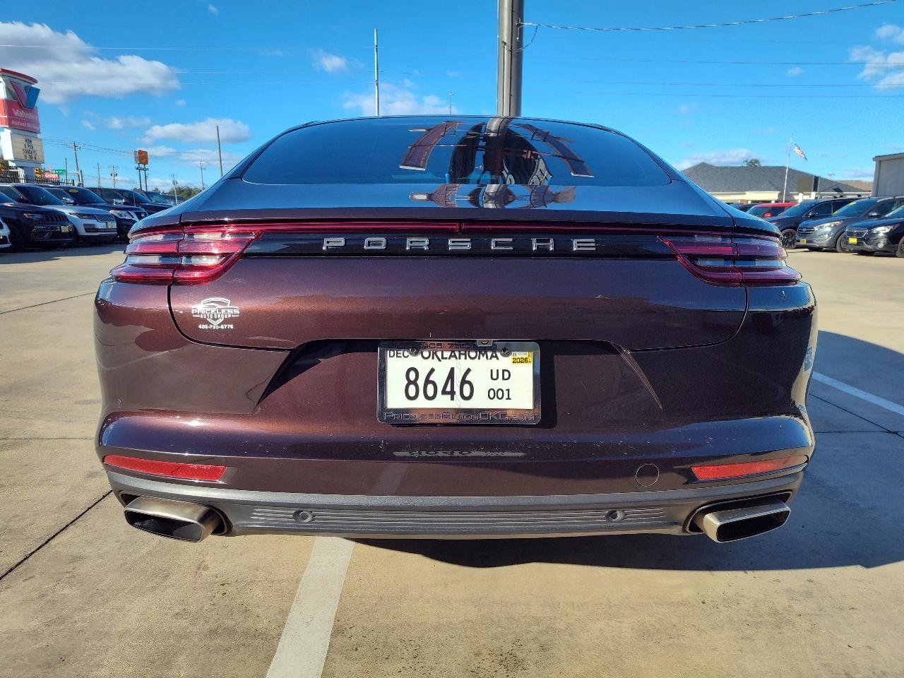 Used 2018 Porsche Panamera RWD image 5