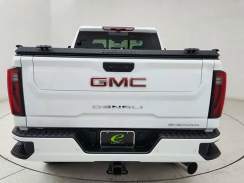 Used 2025 GMC Sierra 3500 Denali w/ Denali Reserve Package image 5