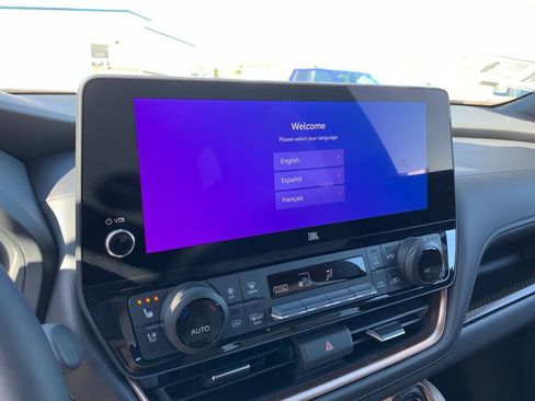 New 2026 Toyota Grand Highlander AWD Hybrid image 23