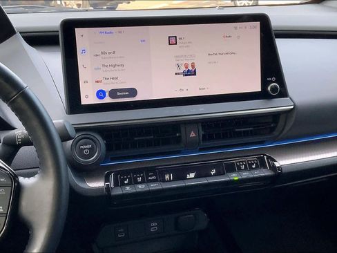 Used 2024 Toyota Prius Limited image 6