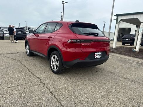 Used 2024 Dodge Hornet GT AWD/4WD image 7