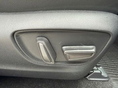 Certified 2024 Toyota Grand Highlander AWD image 32