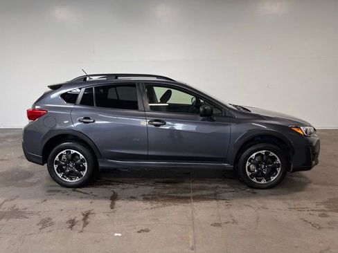 Used 2023 Subaru Crosstrek 2.0i AWD/4WD image 2