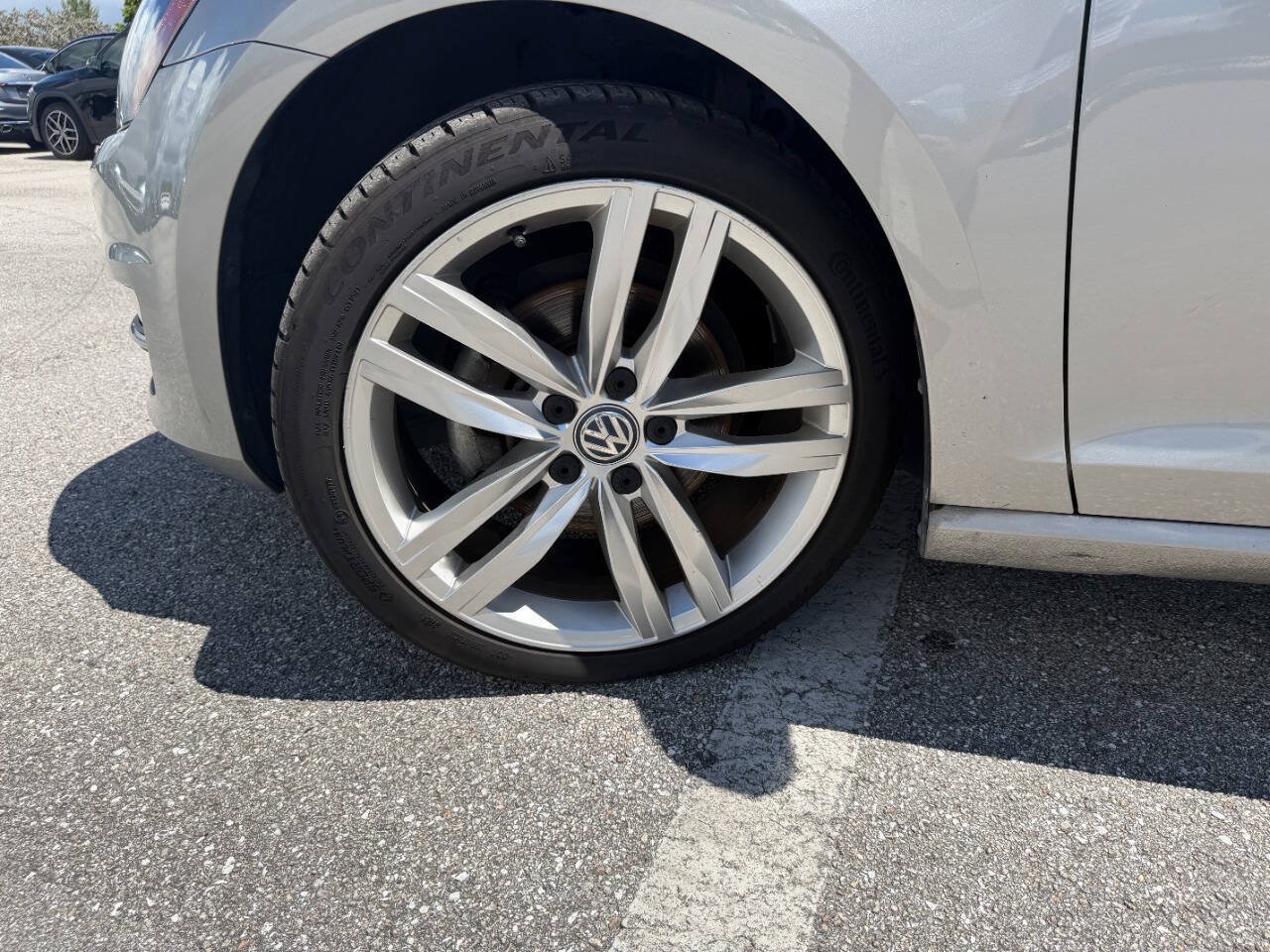 Used 2015 Volkswagen Golf TDI S FWD image 44