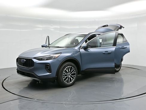 New 2025 Ford Escape Base w/ PHEV Premium Package image 34