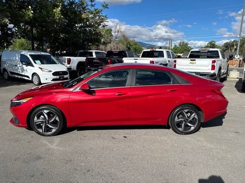 Used 2023 Hyundai Elantra Limited FWD image 5