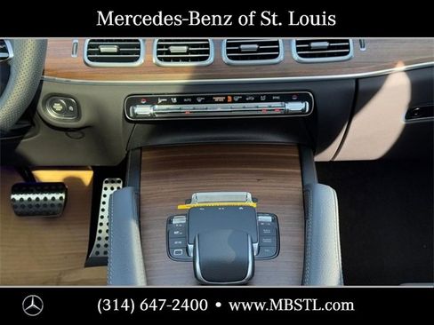 New 2025 Mercedes-Benz GLS 450 4MATIC image 10