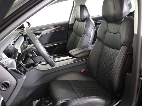 Used 2023 Audi S8 w/ S8 Black Optic Plus Package image 31