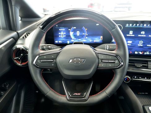 Used 2025 Chevrolet Equinox EV RS w/ Active Safety Package 3 image 18