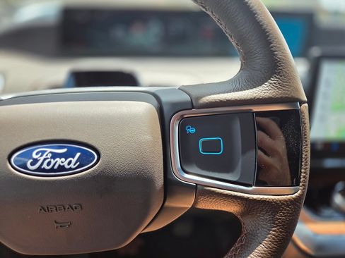 New 2027 Ford Expedition King Ranch RWD image 22