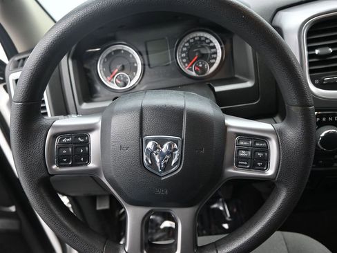 Used 2024 RAM 1500 Classic SLT image 19