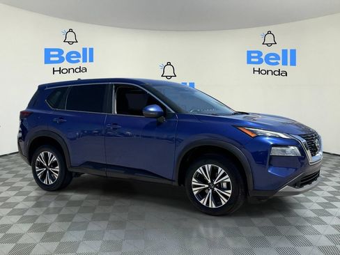 Used 2022 Nissan Rogue SV FWD image 6