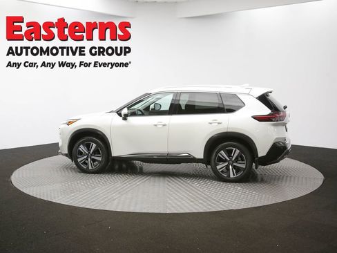 Used 2022 Nissan Rogue SL w/ SL Premium Package image 62