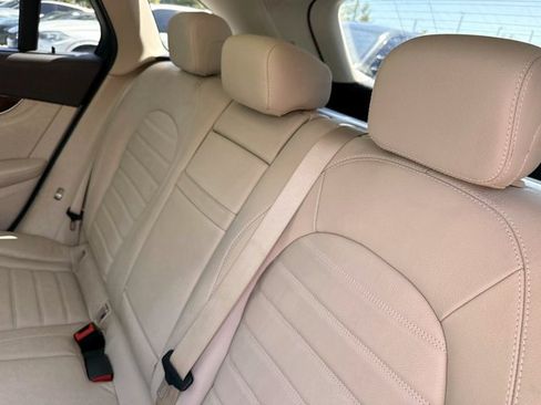 Used 2018 Mercedes-Benz GLC 300 image 15