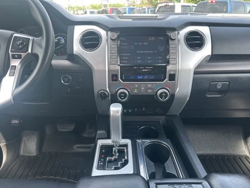 Used 2020 Toyota Tundra SR5 w/ TRD Off-Road Package AWD/4WD image 21