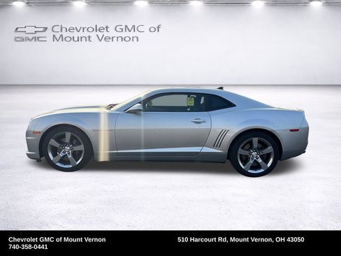 Used 2011 Chevrolet Camaro SS w/ RS Package RWD image 2