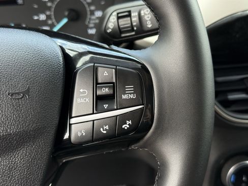 Used 2022 Ford Escape SEL FWD image 17