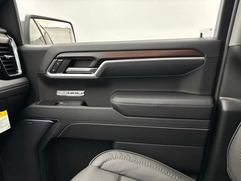 New 2026 GMC Sierra 1500 Denali AWD/4WD image 41