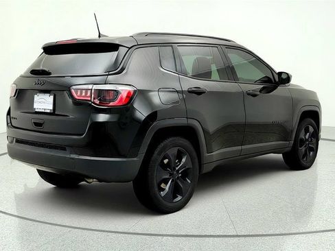 Used 2021 Jeep Compass Latitude AWD/4WD image 5