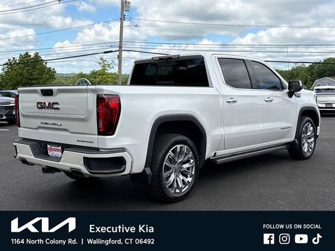 Used 2022 GMC Sierra 1500 Denali w/ Denali Reserve Package AWD/4WD image 4