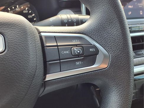 Used 2024 Jeep Compass Sport AWD/4WD image 21