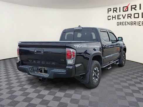 Used 2021 Toyota Tacoma TRD Off-Road image 8