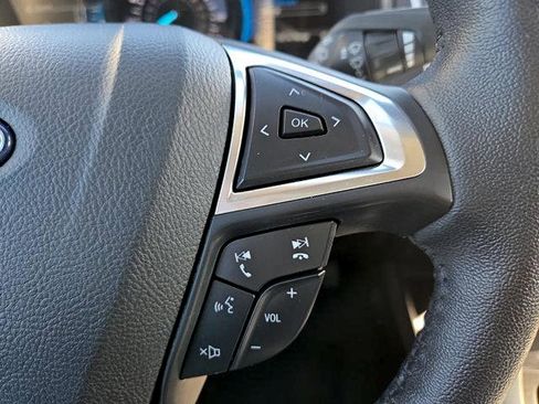 Certified 2022 Ford Edge SEL AWD/4WD image 15