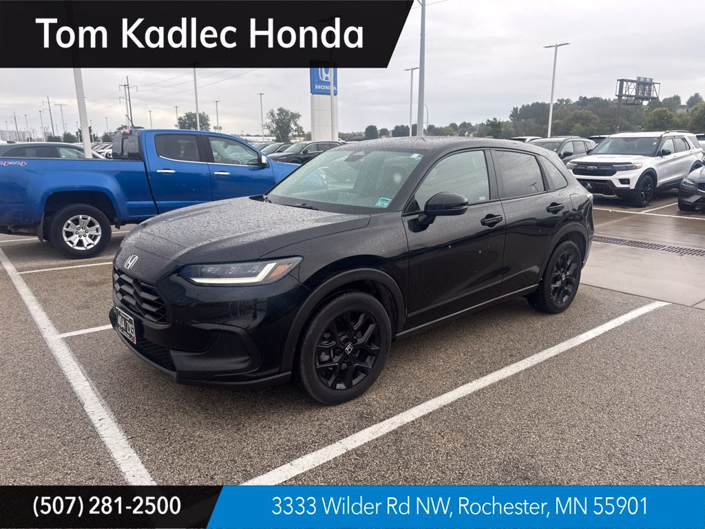 Used 2024 Honda HR-V Sport image 1