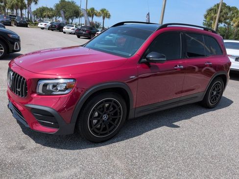 Used 2021 Mercedes-Benz GLB 35 AMG 4MATIC image 8