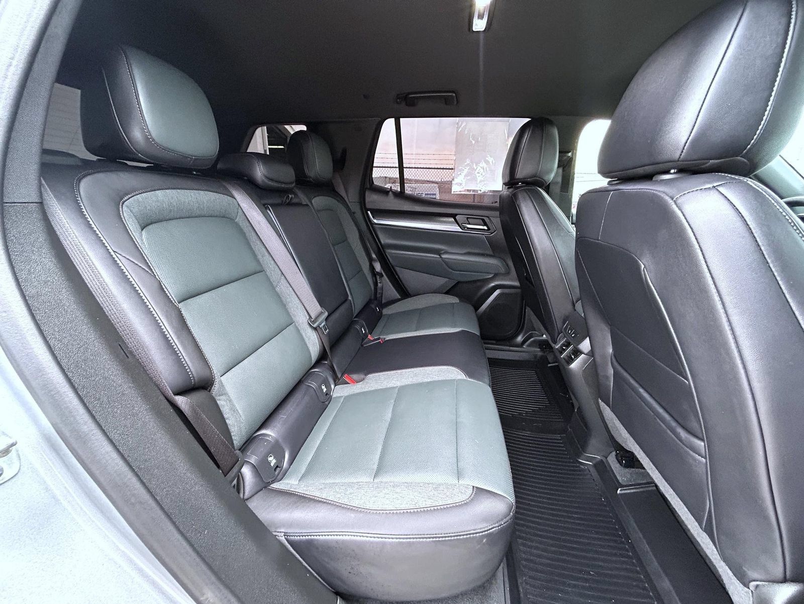 Certified 2026 GMC Terrain AT4 w/ Convenience Package III AWD/4WD image 20