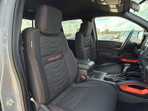 Used 2023 Nissan Frontier PRO-4X w/ Pro Convenience Package image 34