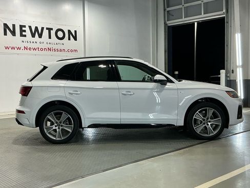 Used 2025 Audi Q5 2.0T Premium image 45