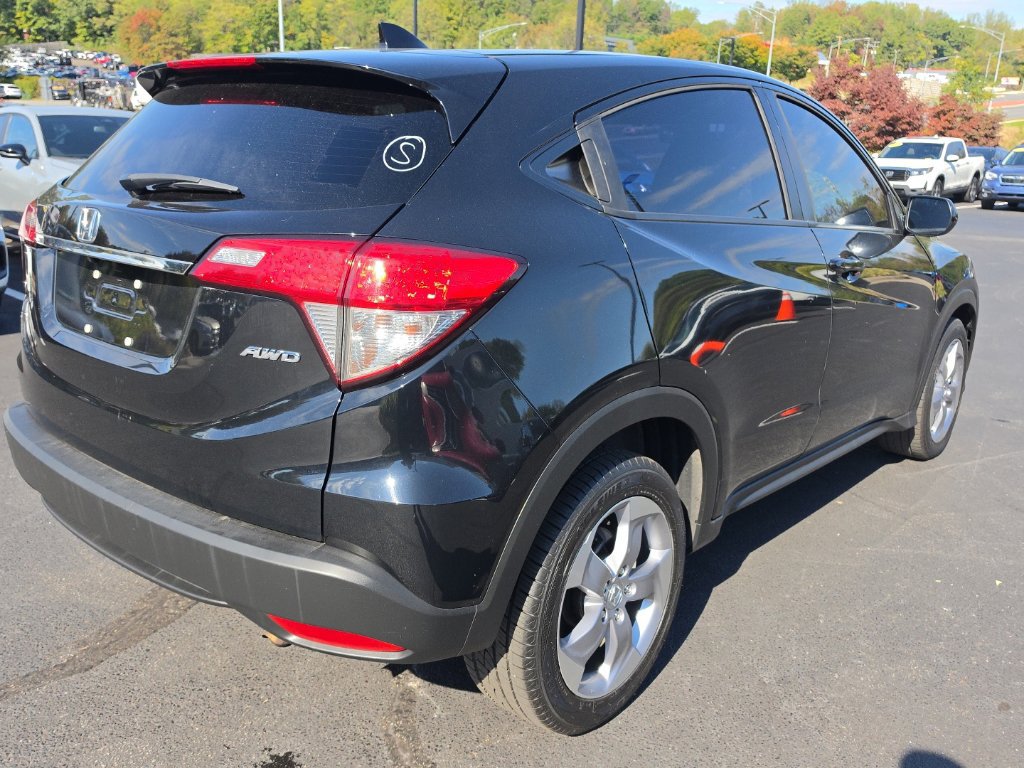 Used 2021 Honda HR-V LX image 6