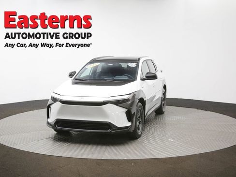 Used 2024 Toyota bZ4X XLE w/ Weather Package image 54