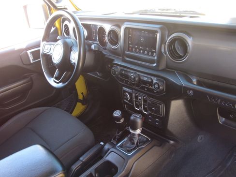Used 2021 Jeep Wrangler Unlimited Sport image 9