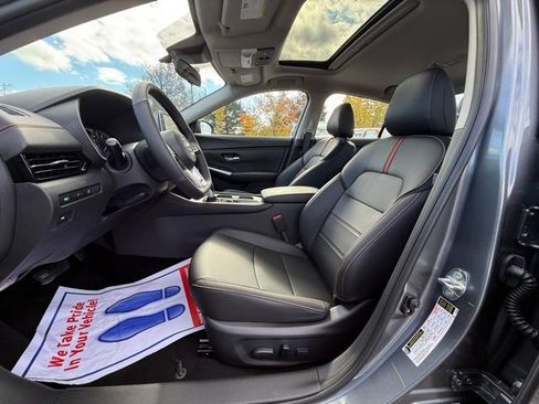 New 2025 Nissan Sentra SR w/ SR Premium Package image 12