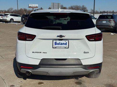 Used 2024 Chevrolet Blazer LT w/ Sound & Technology Package image 5