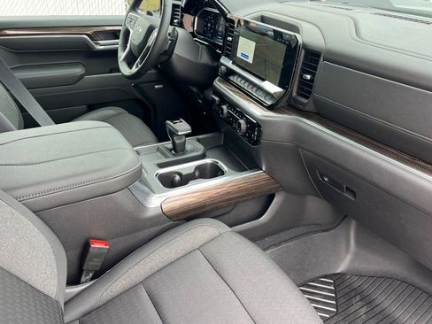 New 2026 Chevrolet Silverado 1500 LT Trail Boss w/ Convenience Package II AWD/4WD image 12