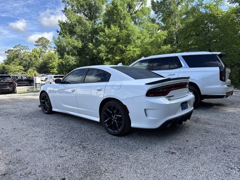 Used 2020 Dodge Charger GT w/ Plus Group RWD image 2
