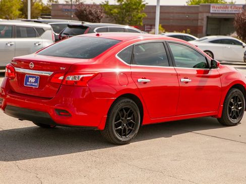 Used 2017 Nissan Sentra SV w/ Electronics Package FWD image 4