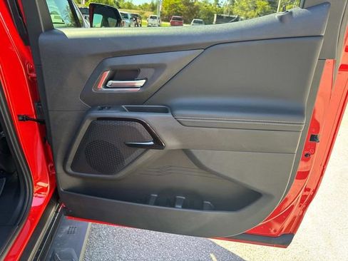 New 2026 Chevrolet Silverado EV LT AWD/4WD image 15