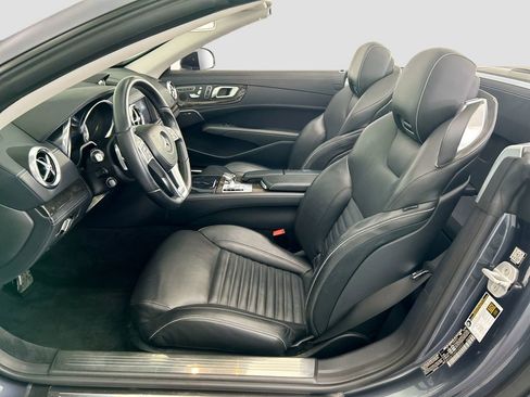 Used 2015 Mercedes-Benz SL 550 image 17
