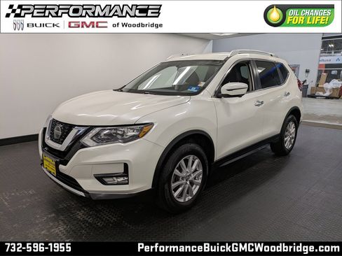 Used 2018 Nissan Rogue SV w/ Premium Package image 1