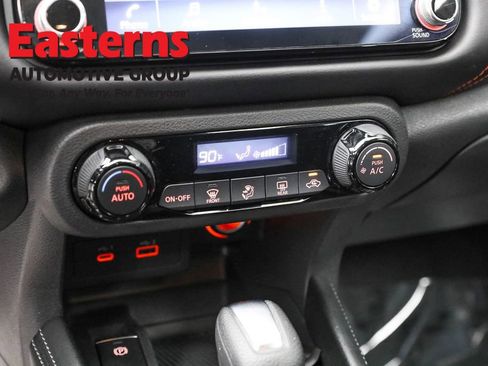 Used 2024 Nissan Kicks SR image 20