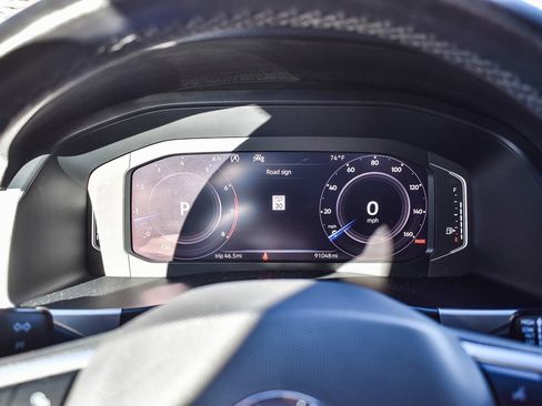 Used 2020 Volkswagen Atlas Cross Sport SEL image 24