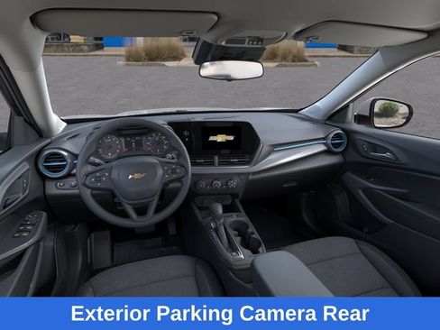 New 2026 Chevrolet Trax LS w/ LS Convenience Package FWD image 16