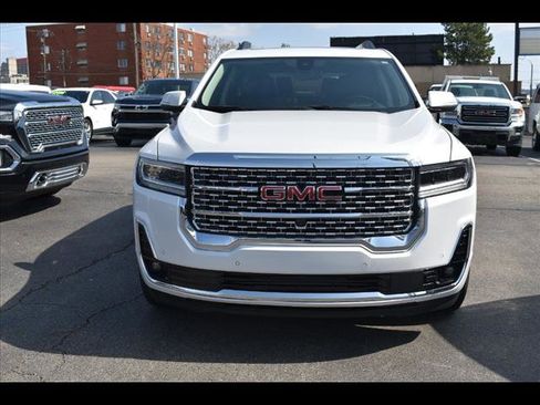 Used 2022 GMC Acadia Denali w/ Denali Ultimate Package image 2