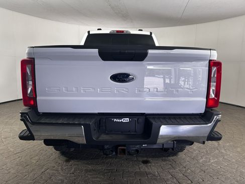 Used 2025 Ford F350 XLT w/ Tremor Off-Road Package AWD/4WD image 7