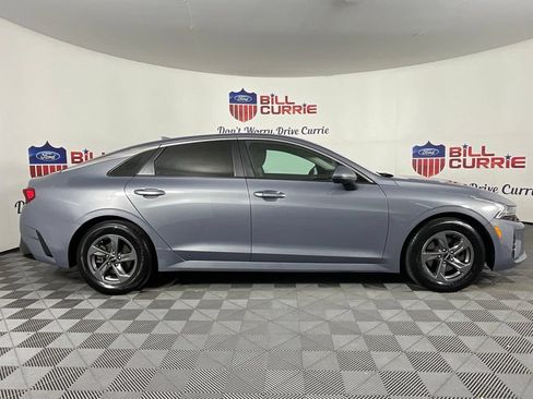 Used 2022 Kia K5 LXS FWD image 2